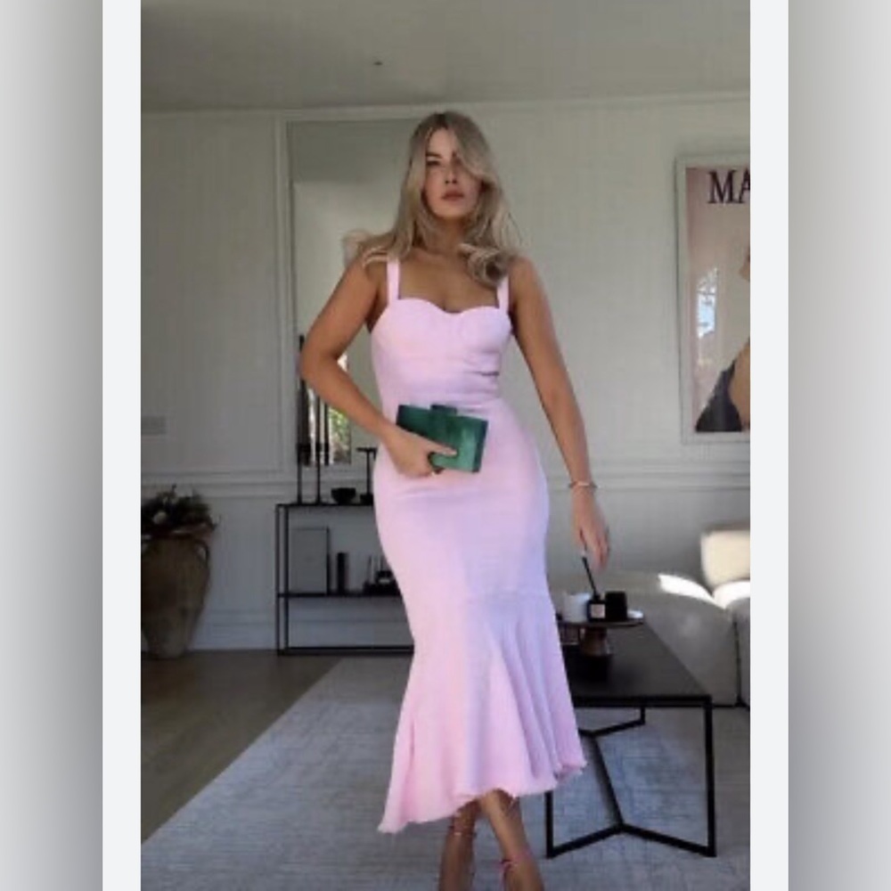 🩷 TEXTURED RUFFLED DRESS - Picture 4 of 14